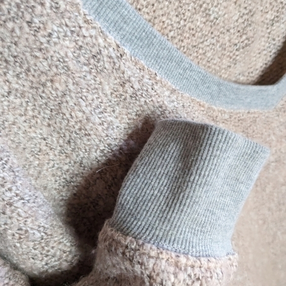 Sanctuary Small Pink-ish Cream & Gray Pullover V-Neck Sweater - Picture 4 of 11